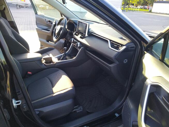 Toyota RAV4 2022 super auto cena do negocjacji