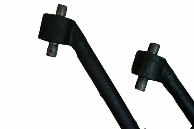 Wahacz górny lewy, prawy przedniego zawieszenia SOR