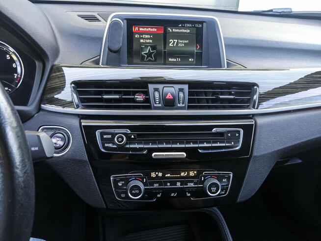 2018 BMW X1 sDrive 28i Biały Żar Mocy na Czterech Kołach