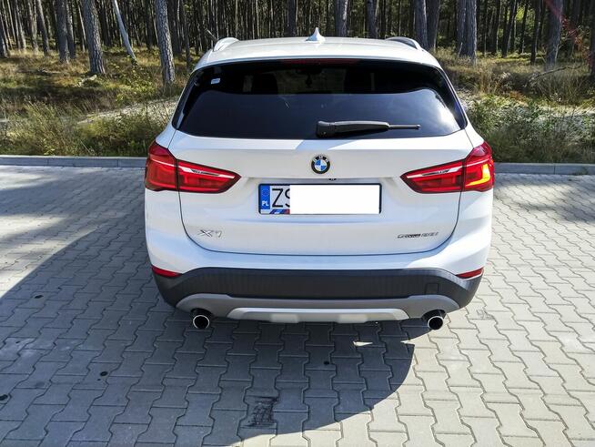 2018 BMW X1 sDrive 28i Biały Żar Mocy na Czterech Kołach