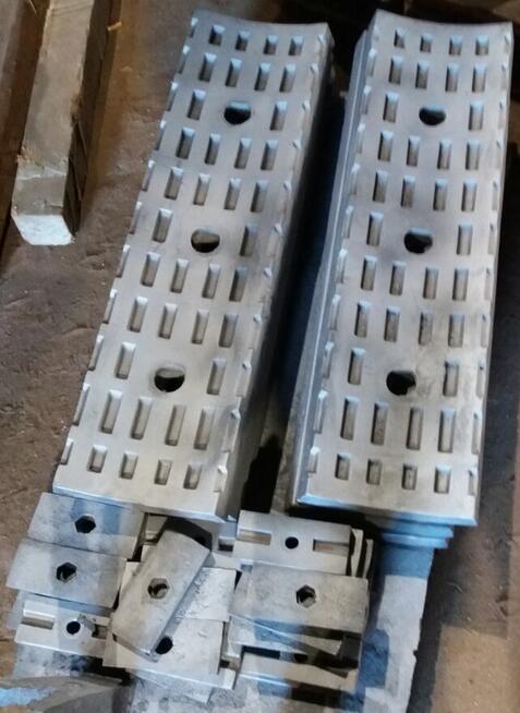 SOBOWIDZ Odlewnia Staliwa , Żeliwa i Metali Kolor.