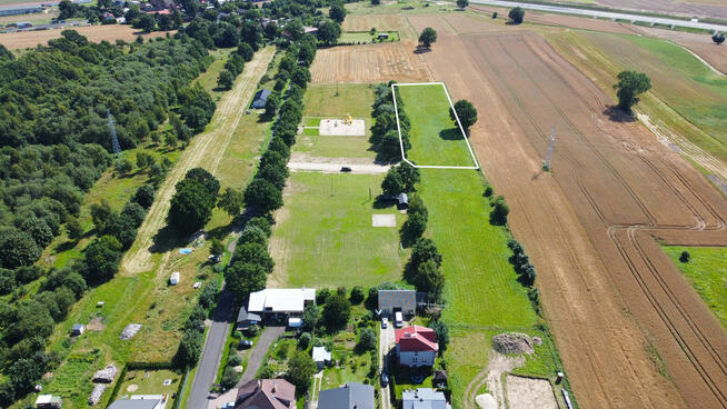 Działka pod zabudowę jednorodzinną lub deweloperską