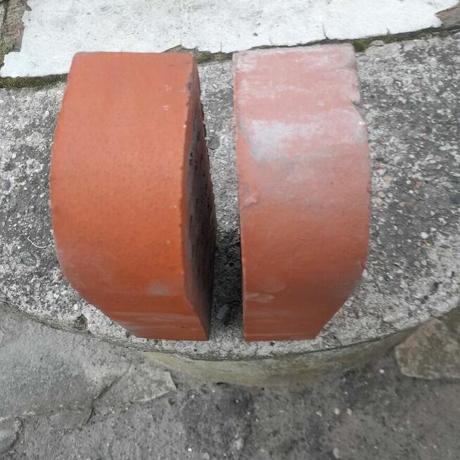 Cegla klinkierowa polokragla