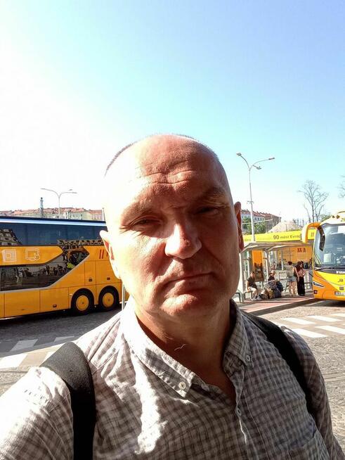 Jesteś Kobietą po 65siace szukam Miłości to zapraszam