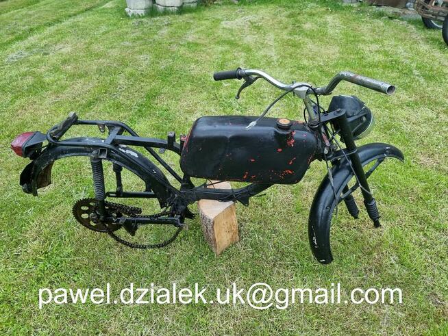 Jawa 200 - rama motoru + dodatki