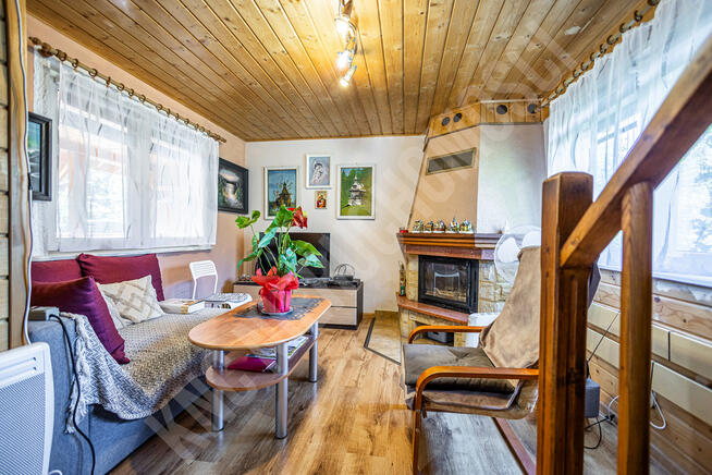 Dom w spokojnej okolicy z dużą działką