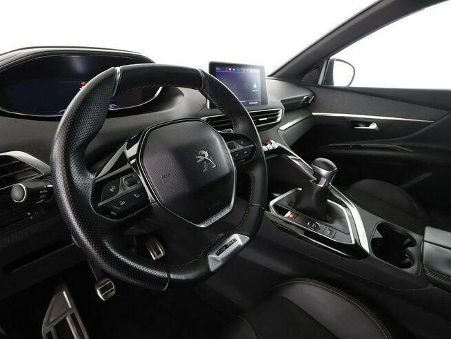 Peugeot 3008 GT-Line panorama virtual navi PDC półskóra tempomat