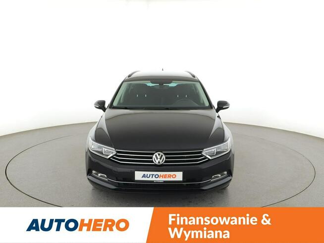 Volkswagen Passat Comfortline BlueMotion 150KM automat navi PDC grzane fotele ACC climat