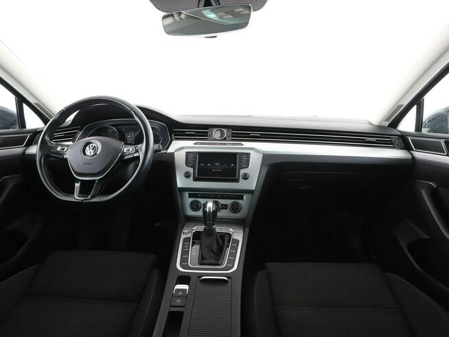 Volkswagen Passat Comfortline BlueMotion 150KM automat navi PDC grzane fotele ACC climat