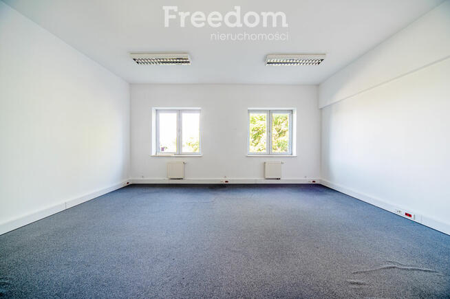 Lokal 416m2 z parkingiem i windą w Piasecznie