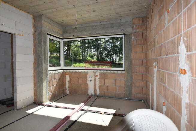 Piękny parterowy dom z dużą działką- gm. Łapanów