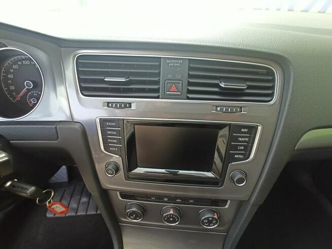 Volkswagen Golf mały przebieg