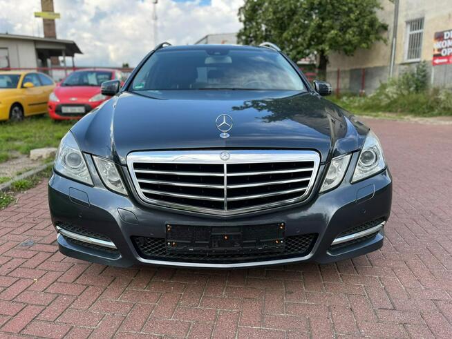 Mercedes-Benz E212 Avantgarde