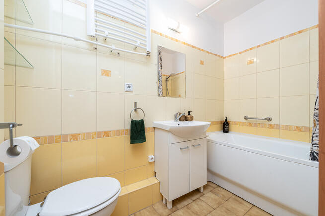 Okazja! Przestronne 40m w zielonej okolicy