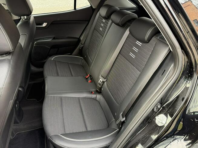 Kia Stonic GT-Line. Pol-skóra. Navi. Kamera cof. Radar.