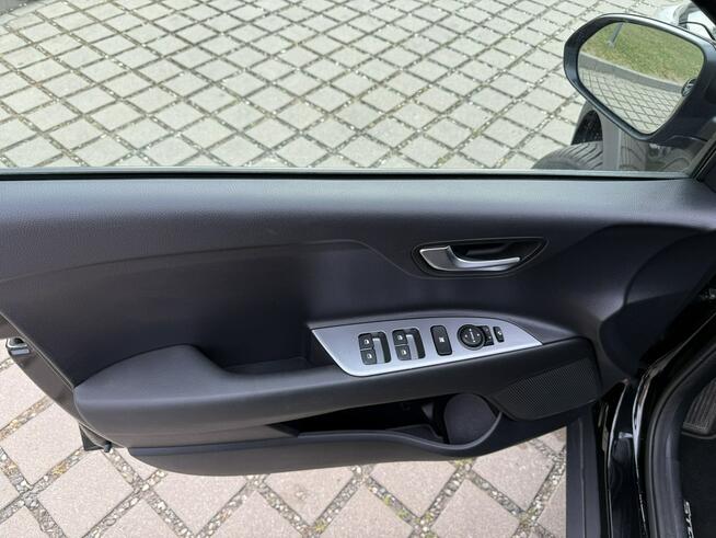 Kia Stonic GT-Line. Pol-skóra. Navi. Kamera cof. Radar.