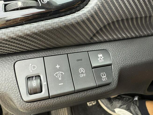 Kia Stonic GT-Line. Pol-skóra. Navi. Kamera cof. Radar.