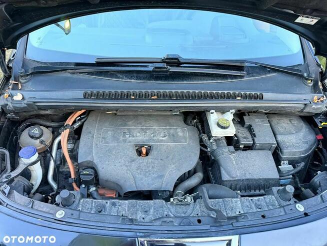 Peugeot 3008 2.0 HDi HYbrid4
