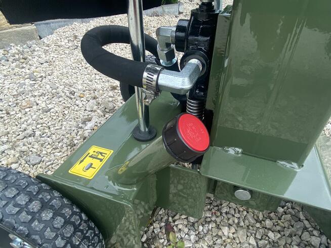 Łuparka hydrauliczna do drewna z Niemiec nacisk 8 TON