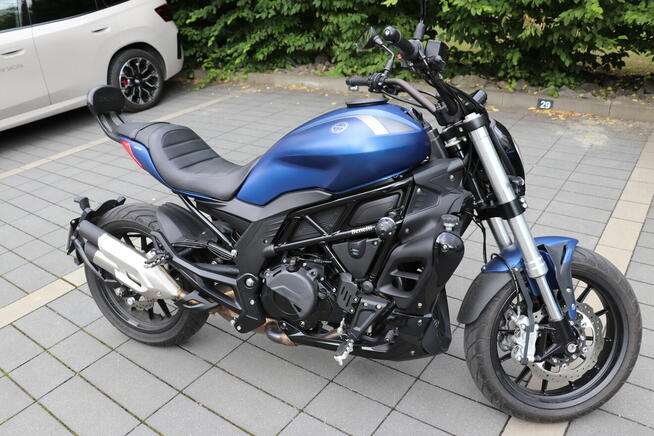 Benelli 502c motocykl Kat. A2 inaczej zwany Baby Diavel