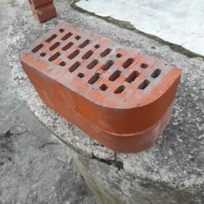 Cegla klinkierowa polokragla
