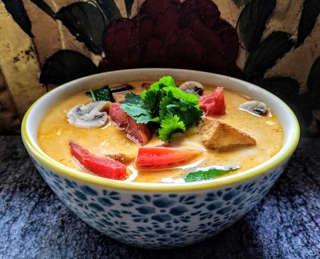 Kucharz kuchni azjatyckiej /orientalnej