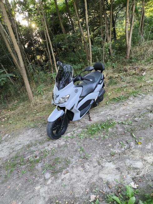 Yamaha x max 250