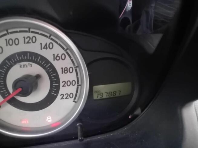 Mazda 2 / 1.4 / 2008 / klima