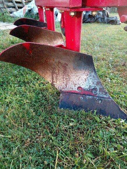 Sprzedam pług 3 podorywkowy nowy wirax