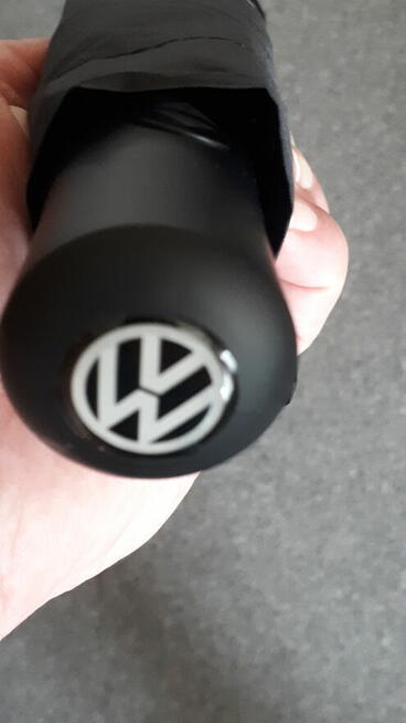 Nowy wysokiej jakości parasol logo VW