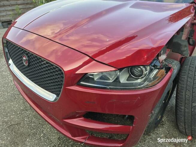 Jaguar f-pace p250 2.0 benzyna