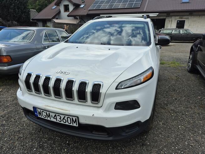 Jeep cherokee KL 2.4 benzyna