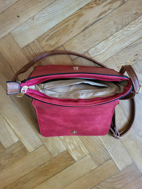 Torebka listonoszka Czerwona - Stan BDB.