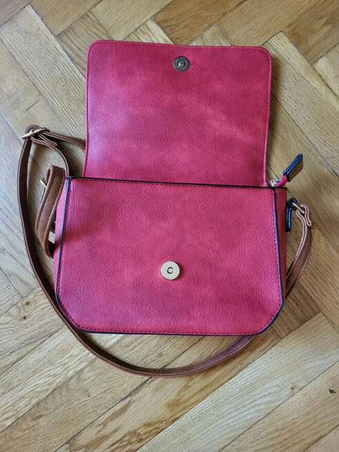 Torebka listonoszka Czerwona - Stan BDB.