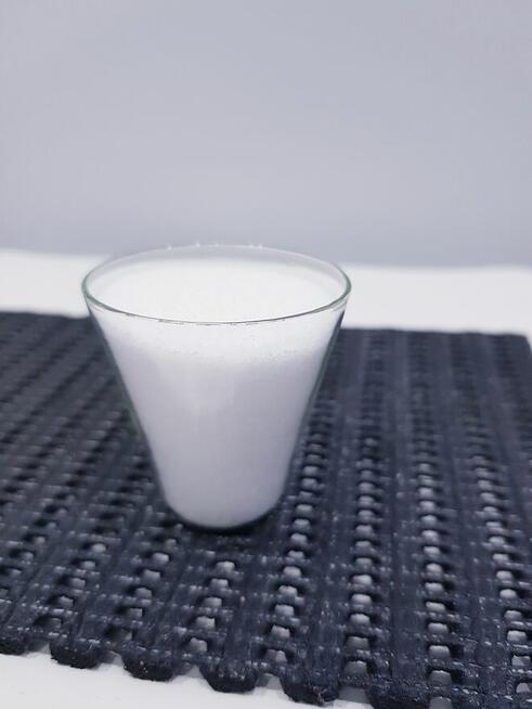 Zestaw starych stożkowych kieliszków vintage