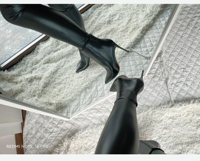 Szpilki botki Louboutin czerwona podeszwa logowane!