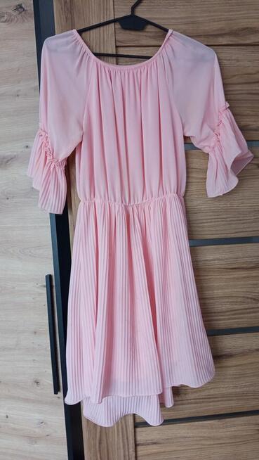 Ubrania na dziewczynkę