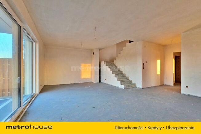 Dom deweloperski w Dzbeninie