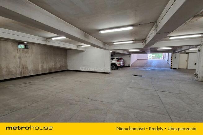 Miejsce postojowe w garażu okolica 29 Listopada