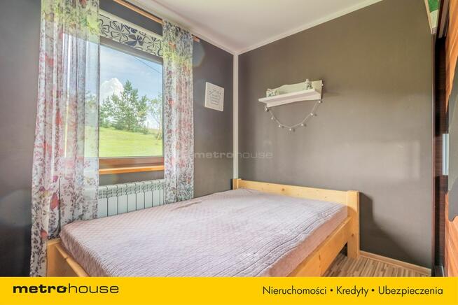 Sople, dom w pięknej okolicy nad jeziorem.