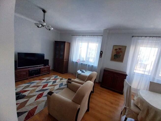 Dom Kielce Czarnów, Mleczna