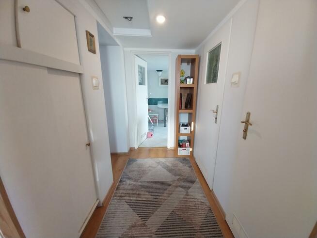 Dom Kielce Czarnów, Mleczna