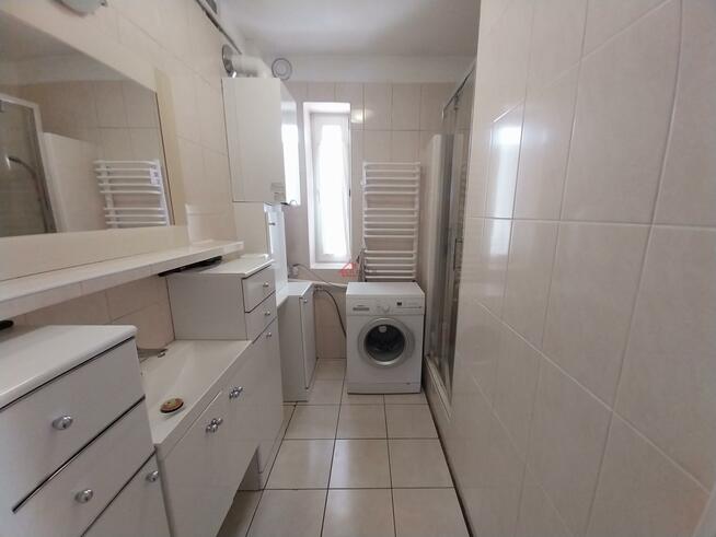 Dom Kielce Czarnów, Mleczna