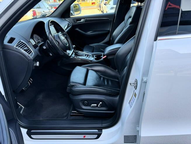 Audi SQ5 Panorama dach, Skórzana tapicerka, Podgrzewane fotele, Światła LED