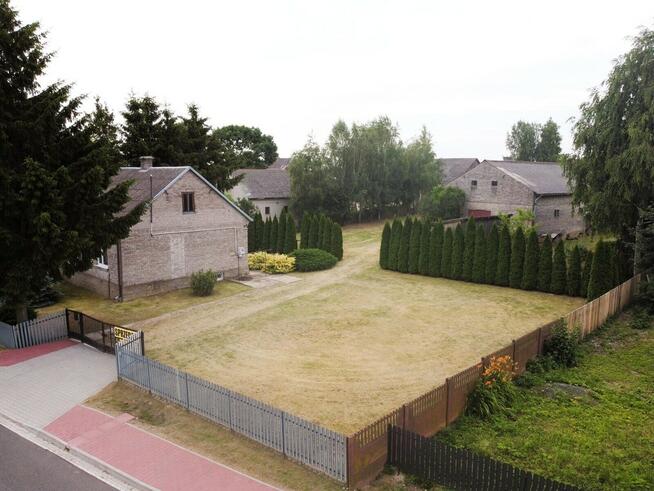 Dom jednorodzinny z piękną działką – Kochanówka