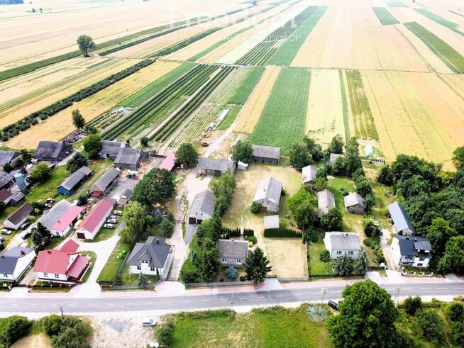 Dom jednorodzinny z piękną działką – Kochanówka