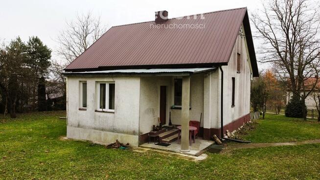 Urokliwy Dom z Dużą Działką i Sadem w Szyszczycach