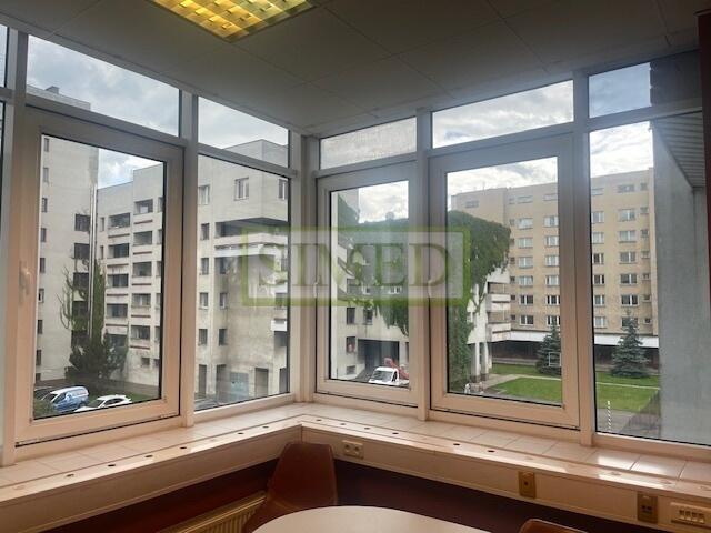 Moduł biura , 1 piętro , biurowiec , ochrona , 24h