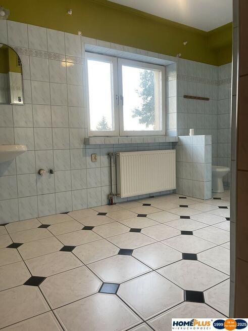 Przestronny dom 300 m², 9 pokoi, działka 800 m²