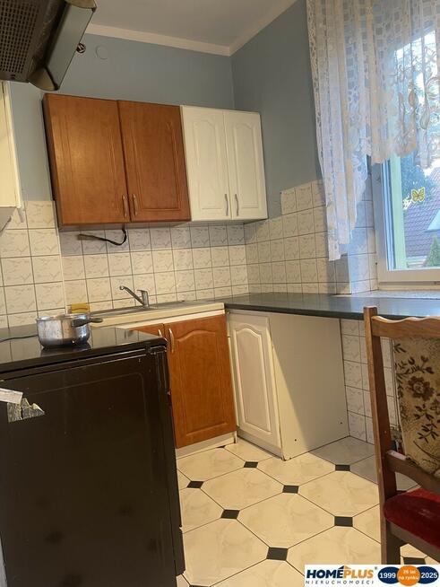 Przestronny dom 300 m², 9 pokoi, działka 800 m²